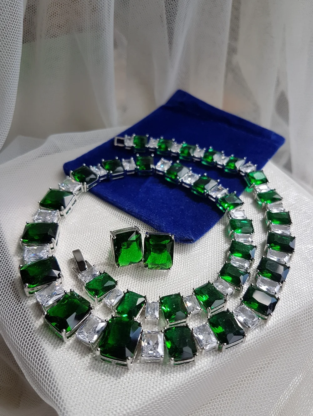 Swarovski Elements Emerald Green Square Solitaire Gemstone Studs Earrings NEW